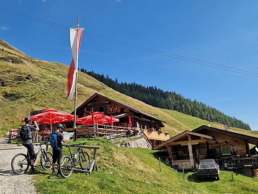 2. Die Panorama-Tour zur Geolsalm – Flowiges Höhenbiken mit Aussicht